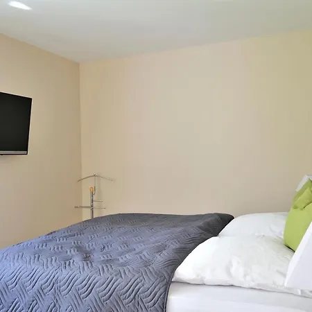 Linden-palais 10 하일리겐담